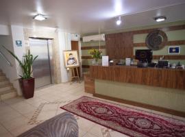 CHA Royal Plaza Hotel, hotel en Apucarana