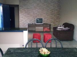 minha casa por dia, hotel in Goiânia
