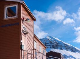 Gjestehuset 102, asrama di Longyearbyen