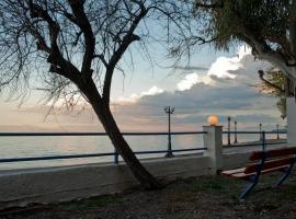 Erodios Apartments, beach rental in Elaión