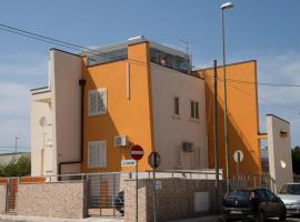 Appartamento a due passi dal mare, hotel in Torre Lapillo