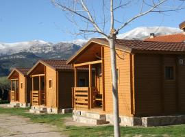 Camping Cañones de Guara y Formiga, hotel amb aparcament a Panzano