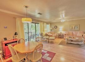 125 Cordillo Parkway, ξενοδοχείο σε Hilton Head Island