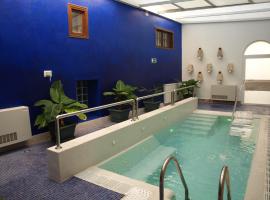 Hotel Spa La Casa Del Convento، فندق في تشينتشون