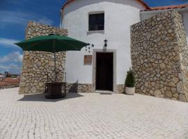 Casa Moinho do Oeste - West Windmill Portugal, hotel a Moledo
