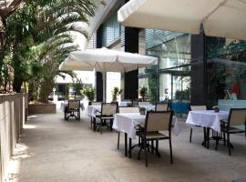 Benjamin Business Hotel, hotel in Herzliya