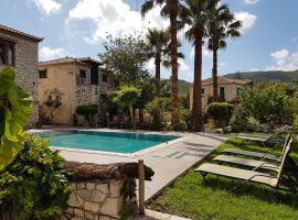 Castello Bellos Villas, hotel em Kerion