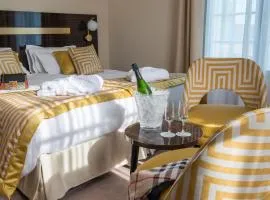 Hotel Carlton