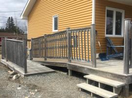 The Country Inn Cottage, vacation home in Gander
