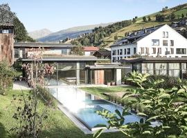 Wiesergut, hotel near Zwölferkogelbahn II, Saalbach Hinterglemm