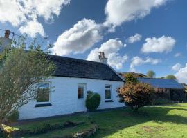 Heatherland Cottage, villa à Portree