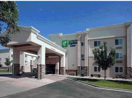 Holiday Inn Express Hotel & Suites Wheat Ridge-Denver West、ウィート・リッジのホテル