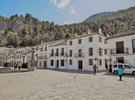 Casa Plaza Sierra Grazalema, hotel in Grazalema