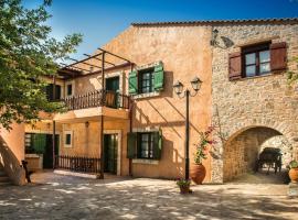 Enagron Ecotourism Village, apartment in Axós