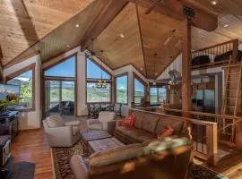 Alpine Recharge by KABINO Huge Views Hot tub Garage PS3 WiFi Loft