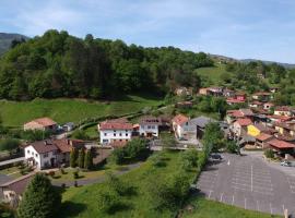 Apartamentos El Bosquexu, lejlighed i Intriago