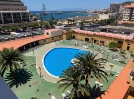 Newly renovated Vistas Muelle de Los Cristianos Pier view FREE WIFI