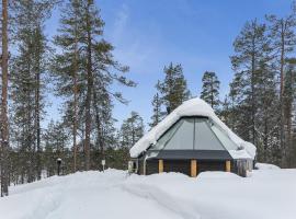 Holiday Home Arctic light hut by Interhome, hotel with parking in Kakslauttanen