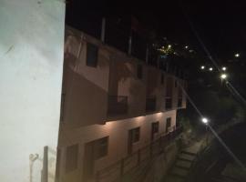 Geeta guest House, hotel v destinaci Pauri