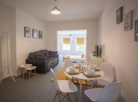 Victory Apartment by RentMyHouse, apartment in Hereford