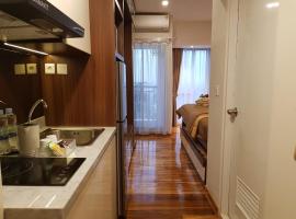 M-Town Residence Gading Serpong by J`s Luxury Apartment, отель в городе Тангеранг