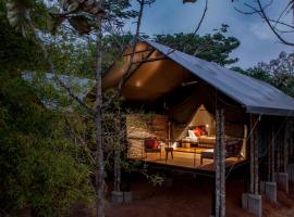 Kaav Safari Lodge, Kabini, hotel v destinaci Begūr