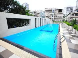 Parinda Hotel - near Benjakitti Park & Queen Sirikit National Convention Center