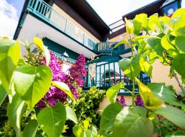 Landgasthof zur Goldenen Traube, hotel sa Podersdorf am See