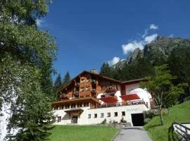 Hotel Bradabella - Montafon