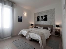 Le Suites - di fronte Ospedale Sacro Cuore, bed and breakfast en Negrar