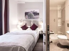 HOTEL junior by MAX 70