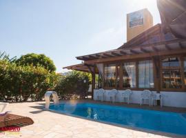 Pousada Nascer do Sol，位于佩尼亚纳维根特斯机场 - NVT附近的酒店