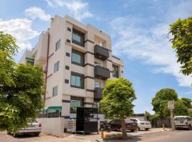 Elite Suites MINT Gomti Nagar, πανδοχείο σε Λάκναου