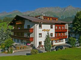 Alpenhof Pension-Garni, viešbutis šeimai mieste Naudersas