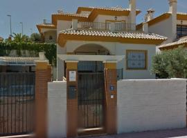 Ric Rent, hostel in Rojales