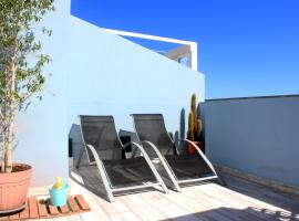 Cactus Home Penthouse, apartment in La Garita