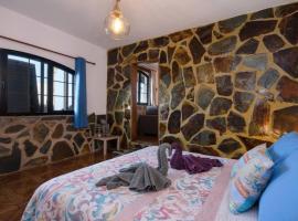 Buda, hotel in Tinajo