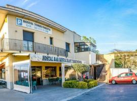 Hostal TorreMirona, hotel v destinaci Salt