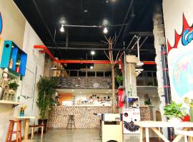 Simon Coffee Hostel, hotel en Datong