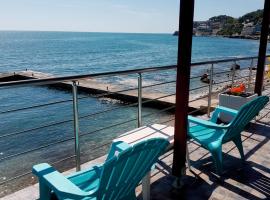 Summer Holiday House MM, ξενοδοχείο σε Ulcinj