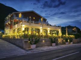 Hotel Ellena, hotel in Herceg-Novi
