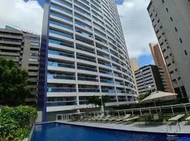 Apartamento 2 quartos May Way Meireles uma quadra da Beira-mar