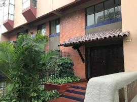 Tezza Apartment two blocks from the American Embassy, parkolóval rendelkező hotel Limában