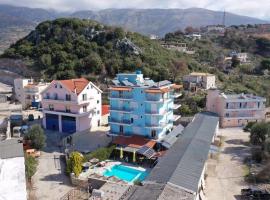 Hotel Frida, hotel en Himarë
