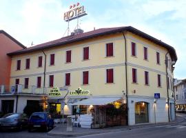 Hotel Vittoria, hotel San Giórgio di Nogaróban