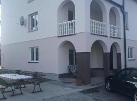 Kwatery Prywatne u Gosi nad Soliną – hotel w Solinie