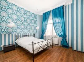 Stylish apartment with a balcony overlooking the park