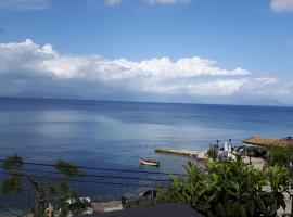 George's Sea View Apartments, Hotel in Mesongi