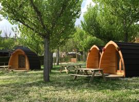 Bungalows - Càmping El Solsonès, loma-asunto kohteessa Solsona