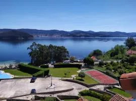 Chalet en Combarro a pie de playa